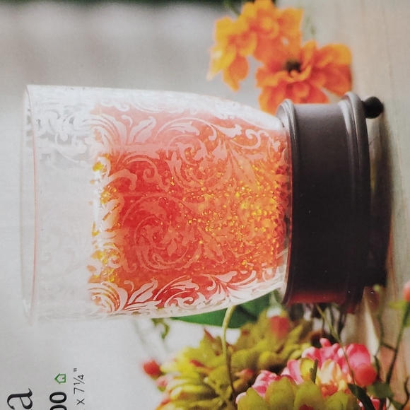 EMMA Ooh La Lamp floral lacy look NEW Home Interiors 15 watt bulb glass resin - Picture 1 of 10